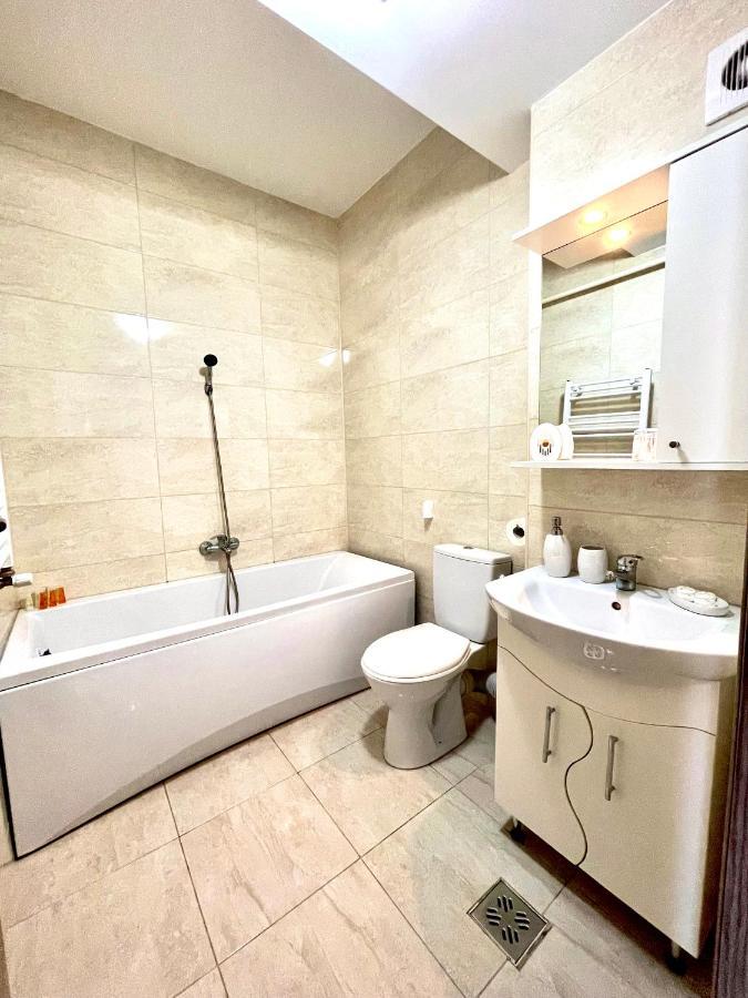 Aqua Vista Nuba - Vedere Top La Mare Si Lac - Apartament 2 Camere Summerland - Mamaia ママイア エクステリア 写真