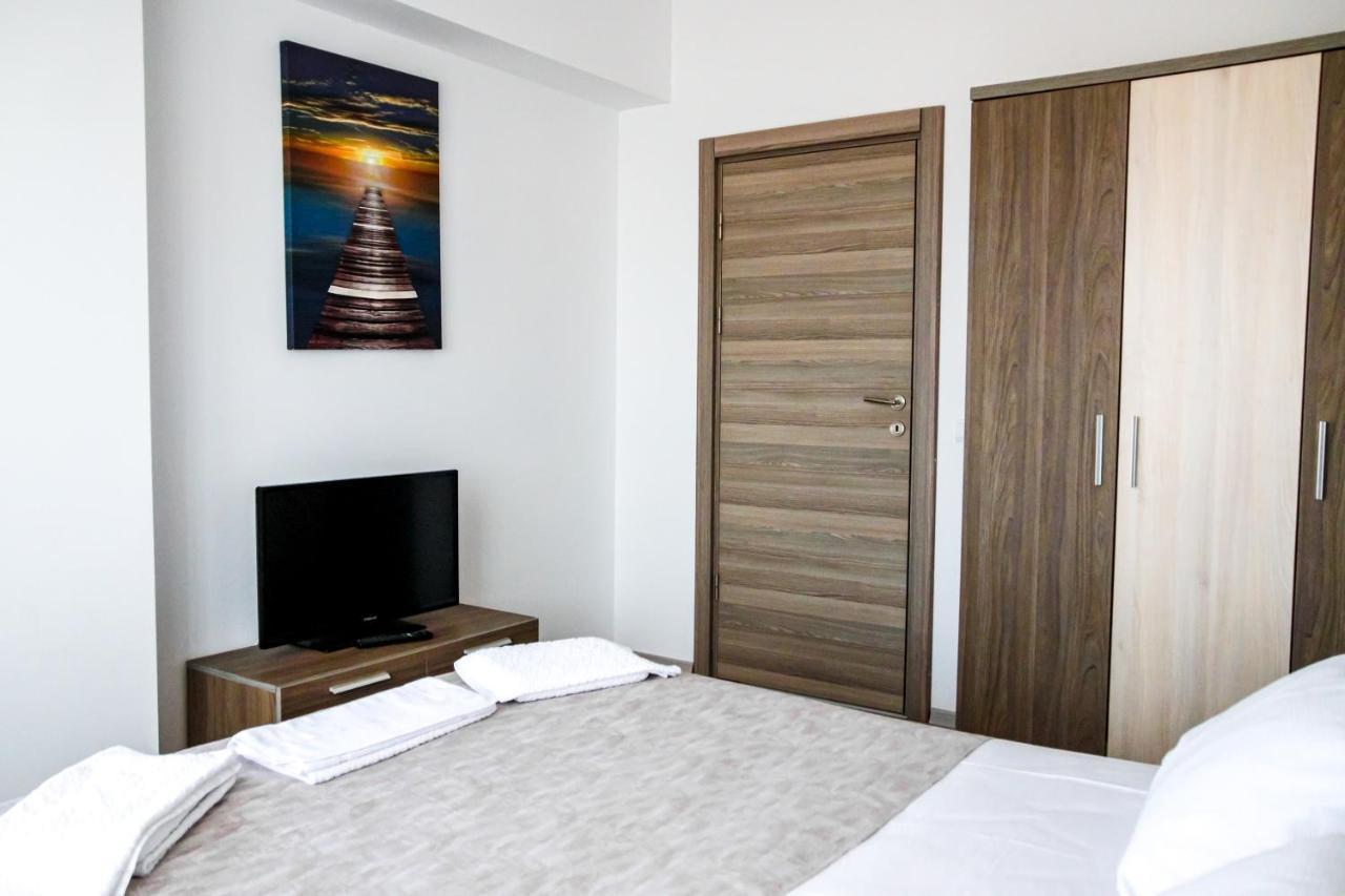Aqua Vista Nuba - Vedere Top La Mare Si Lac - Apartament 2 Camere Summerland - Mamaia ママイア エクステリア 写真